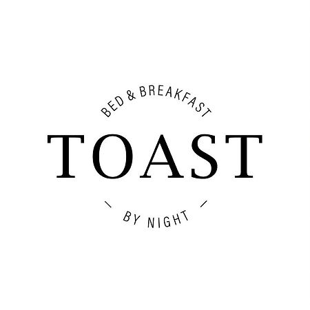 Toast By Night Bed & Breakfast ฮาร์เลม ภายนอก รูปภาพ